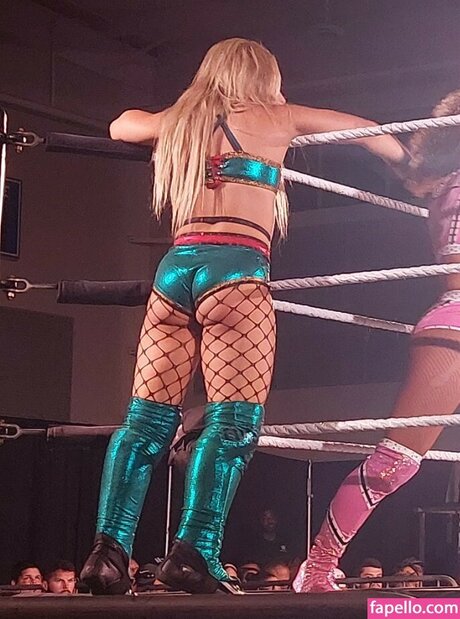 Thea Hail star high quality pictures