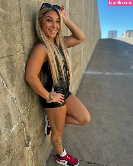 Thea Hail model nice img