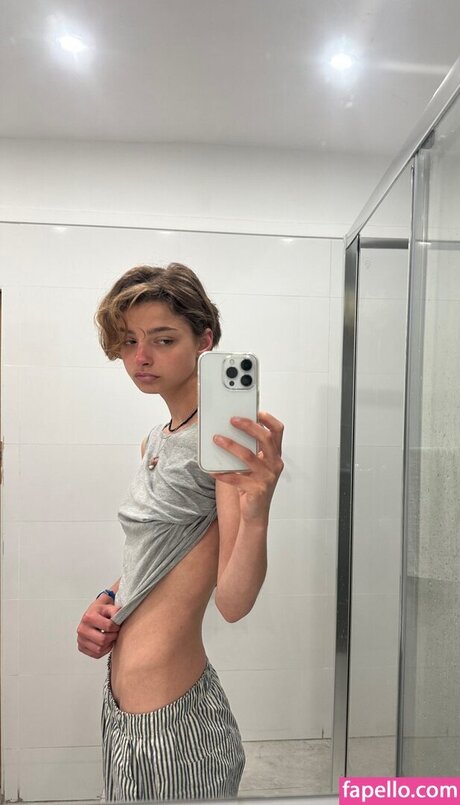 strawberry milk onlyfans art naked photo