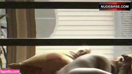 Sarah Davis star erotic images