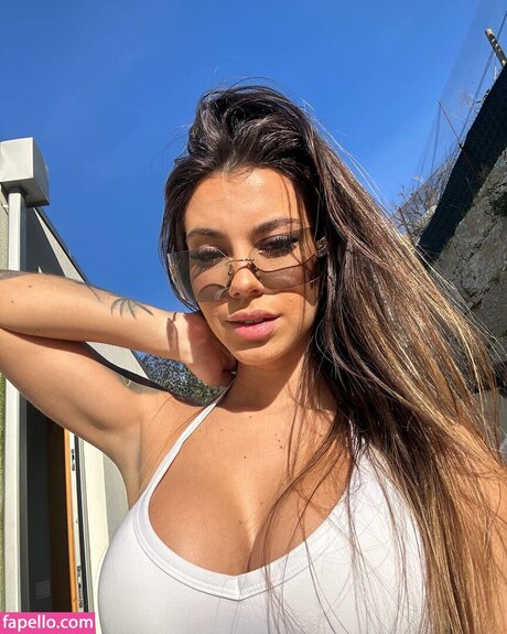 Carly Santos sexy pornstar gallery