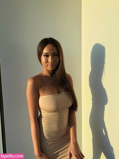 itsnickytran pornographic actress pic