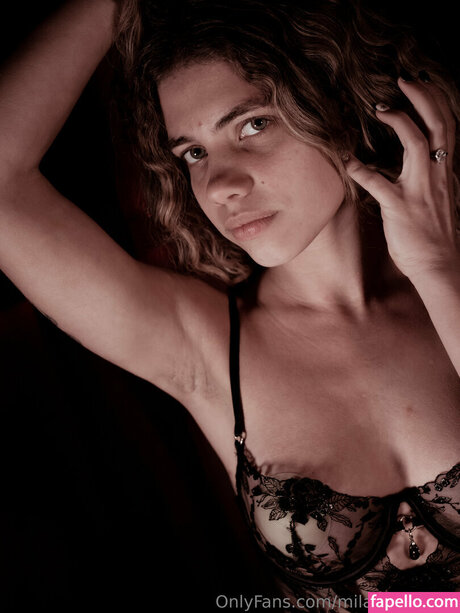 Mila Refacho high quality actress pic