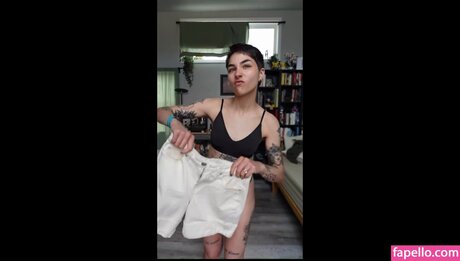 Ohkaylin star naked img