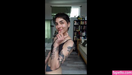 Ohkaylin art actress pic