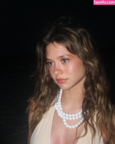 Skylar Martin free model pictures