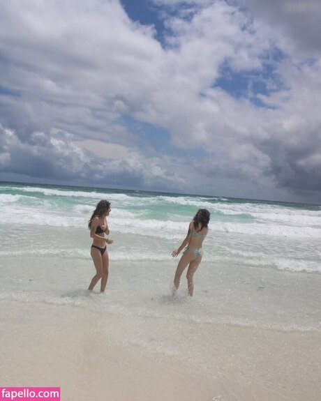 Skylar Martin model top galleries