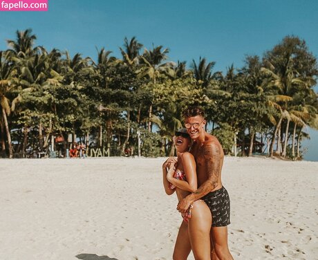 dabbleandtravel free actress photos