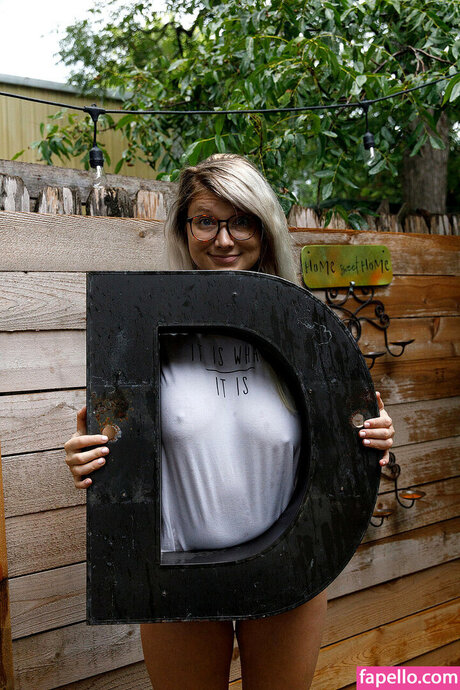 rightguy perfect star galleries