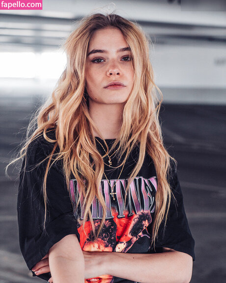 Esther Graf porn star gallery