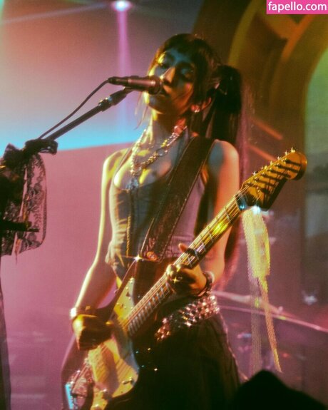 Aislinn Ritchie best actress pics