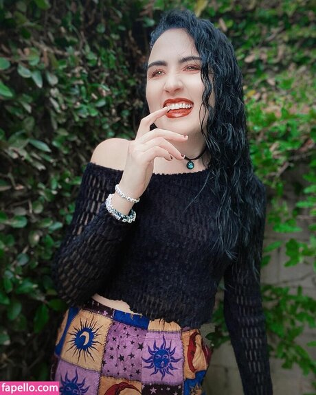 asian blonde onlyfans naked pic