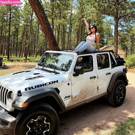 riverann20 model best picture