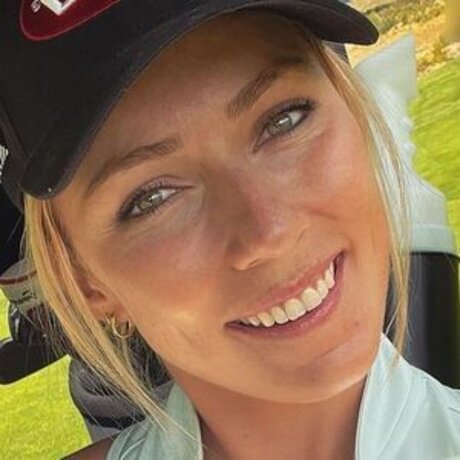 Mikaela Shiffrin beautiful pornstar photo