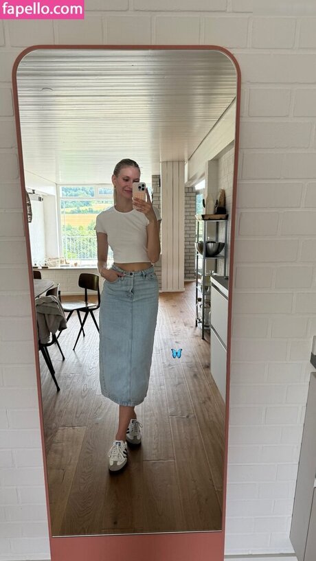 Carolin Niemczyk art star photo