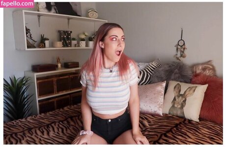 NicsandNacs xxx pornstar img