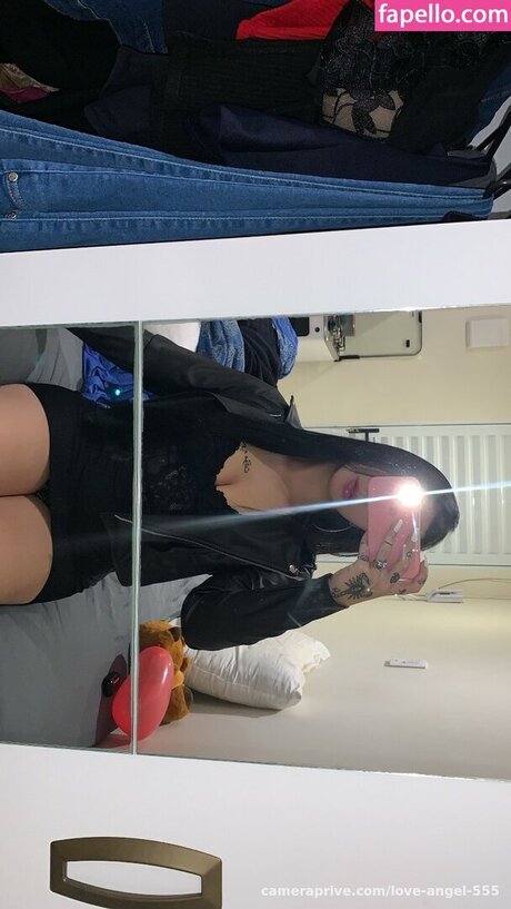 Love Angel 555 adult star image