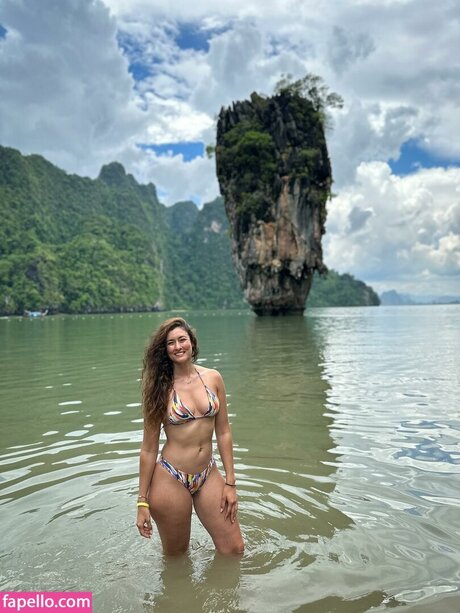 whereiskristen hd model pic