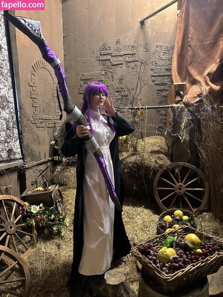 Elena Kyalviyainen model archive