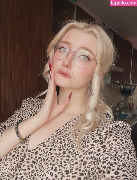 female popular onlyfans best image