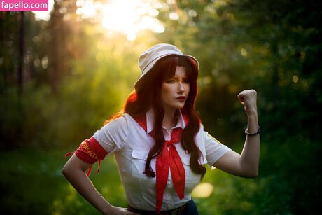 Elena Kyalviyainen high quality actress photos