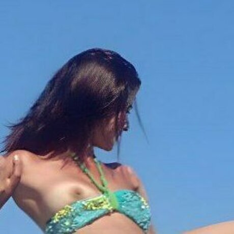 Anne Curtis art model photos