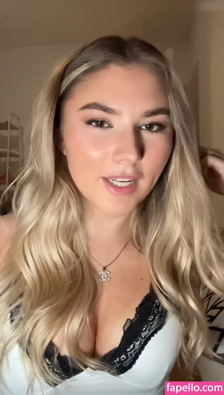 thick latina milf onlyfans nude gallery