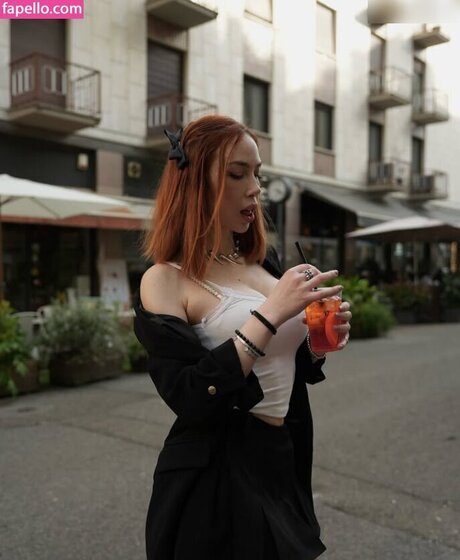 Lucy L3in hd pornstar gallery