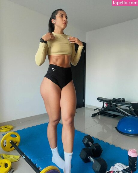 Azucena Cantillo naked model picture