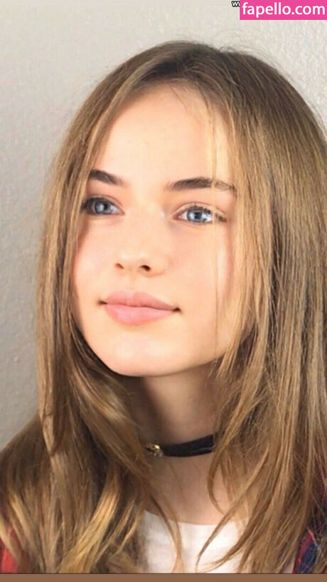 waitress onlyfans top photo