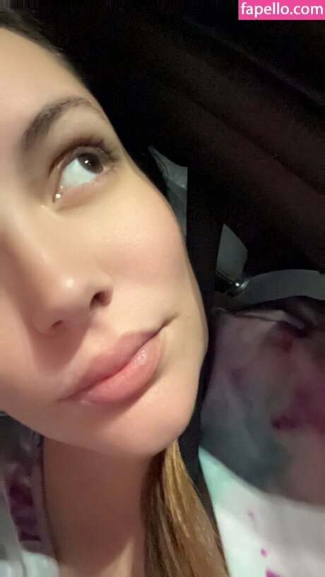 thickarella top model photos