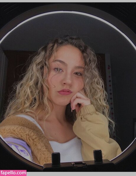 petite girls onlyfans hd gallery