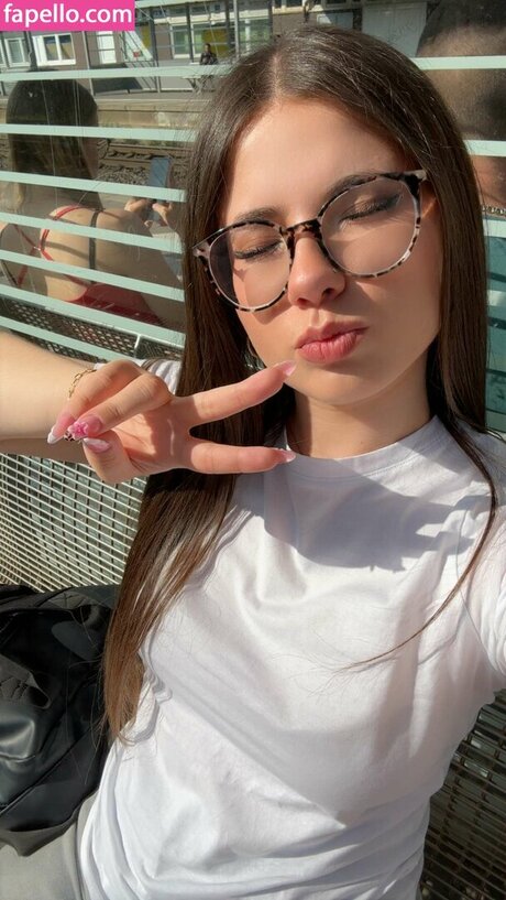 teen doggystyle onlyfans porn pic