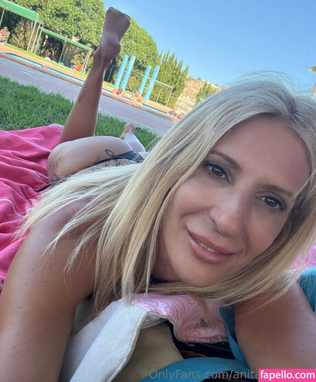 Anita 53 sexy model galleries