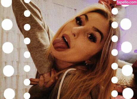 squirt teen onlyfans sex image