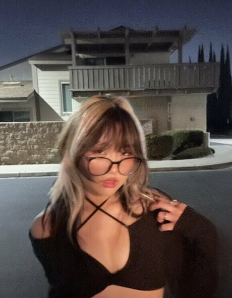 OffbrandTea star sex pics