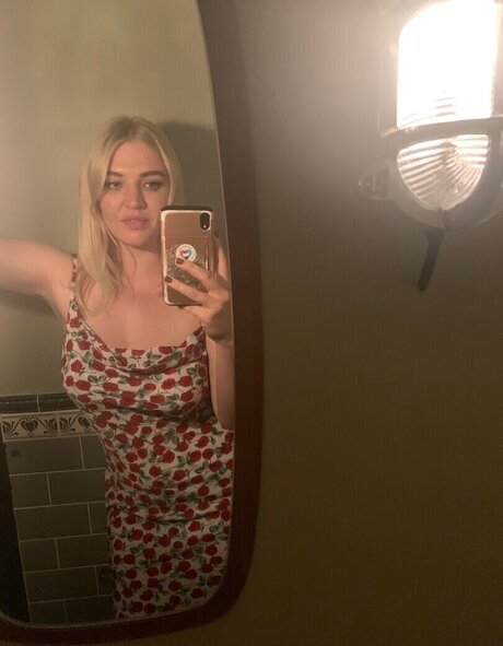 waitress onlyfans hot xxx picture