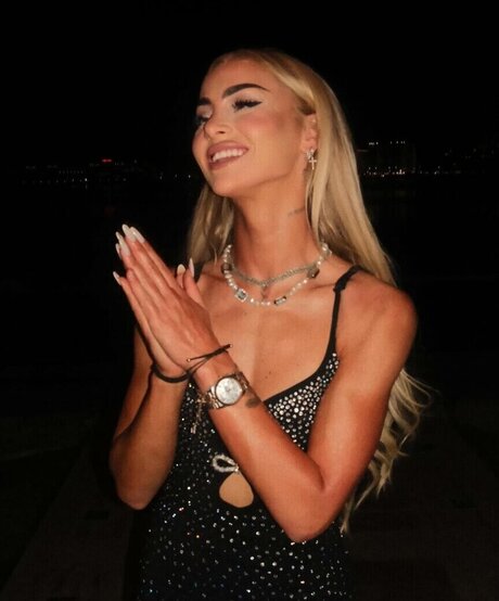 Alisha Lehmann star adult pictures