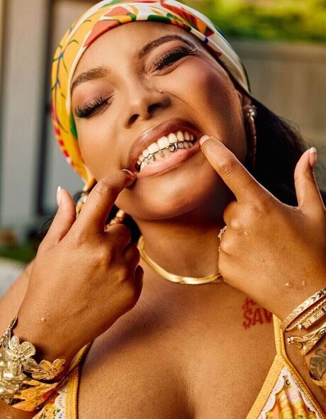 kortynie star high quality pics