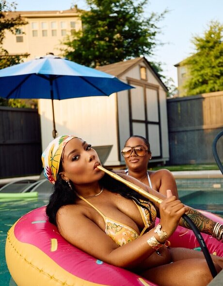 kortynie pornstar perfect photo