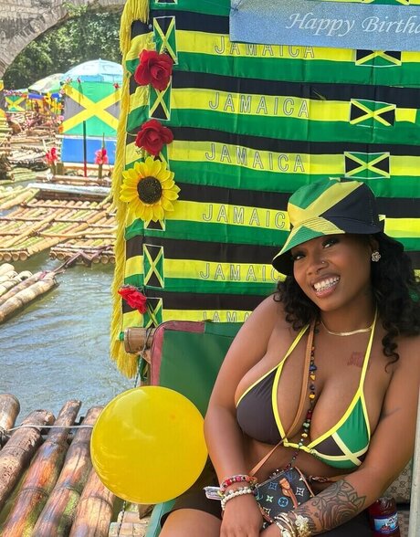 kortynie beautiful actress img