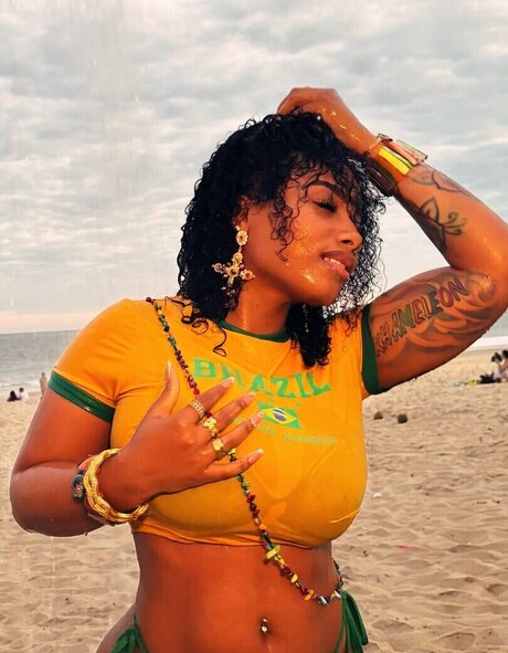 kortynie art star image