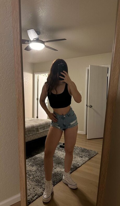 Nelly Becmac nice model pics