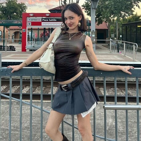 Dylan Troesken art star image