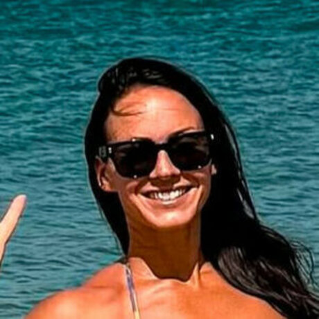 Ashley Egerton star hot image