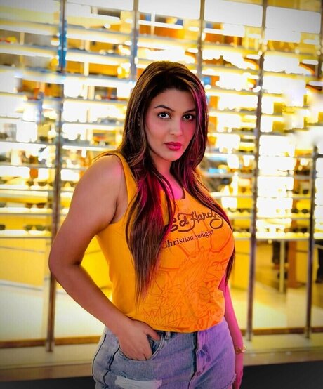 Yamini Malhotra top pornstar pic