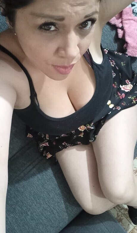 Valeria Estefania Montoya high quality actress pictures