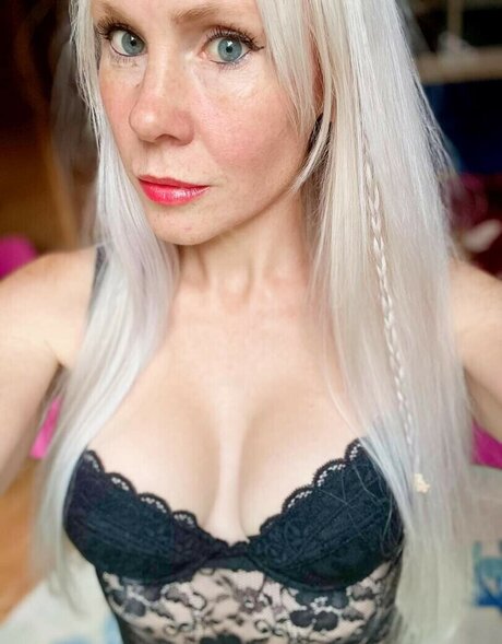 Donna Shepherd nudes star gallery