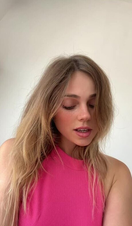 Velvet Tatti art pornstar galleries