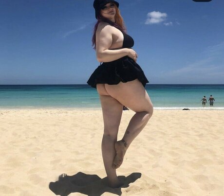 Ivy Riina porn star photos